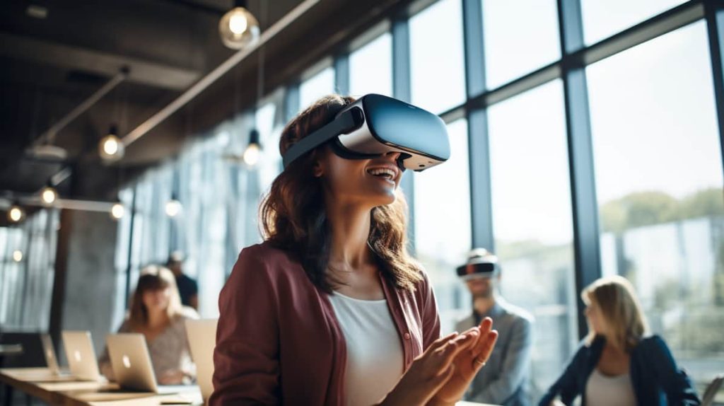 Šalutiniai virtualios realybės poveikiai darbe: Nauji tyrimai kelia susirūpinimą