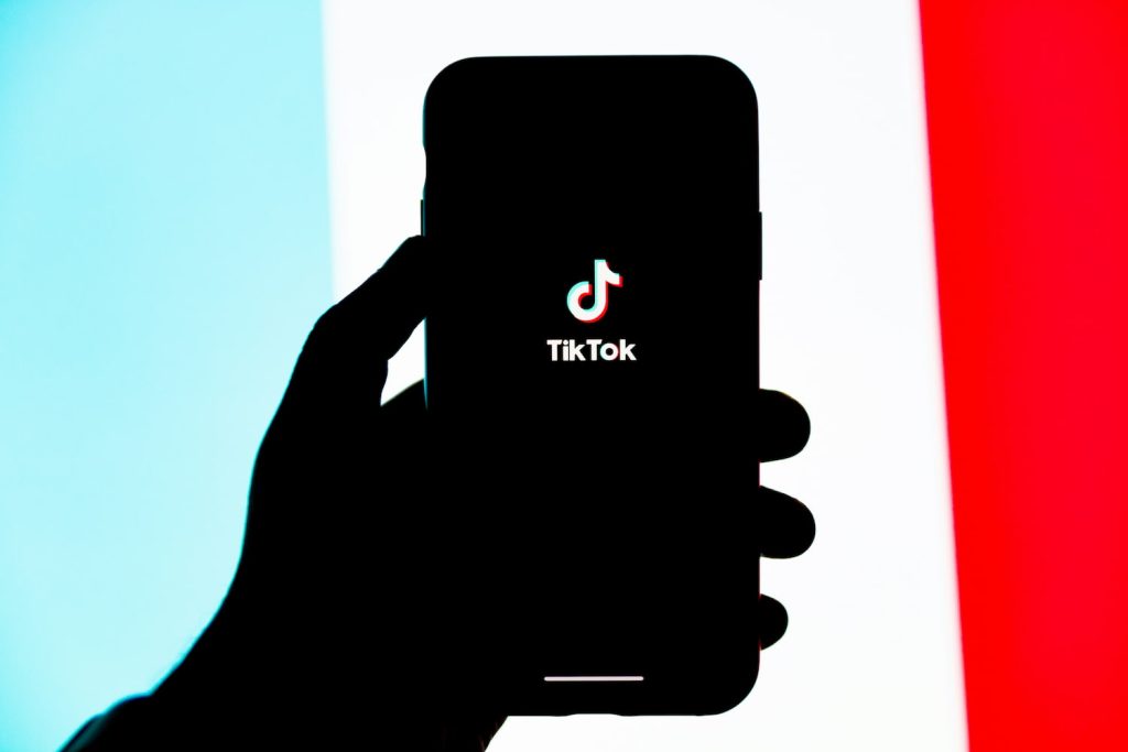 ES pradeda „TikTok“ tyrimą dėl nepakankamo nepilnamečių apsaugos užtikrinimo