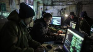 Su Rusija susiję įsilaužėliai per „Roundcube“ pašto serverius taikosi į daugiau nei 80 organizacijų