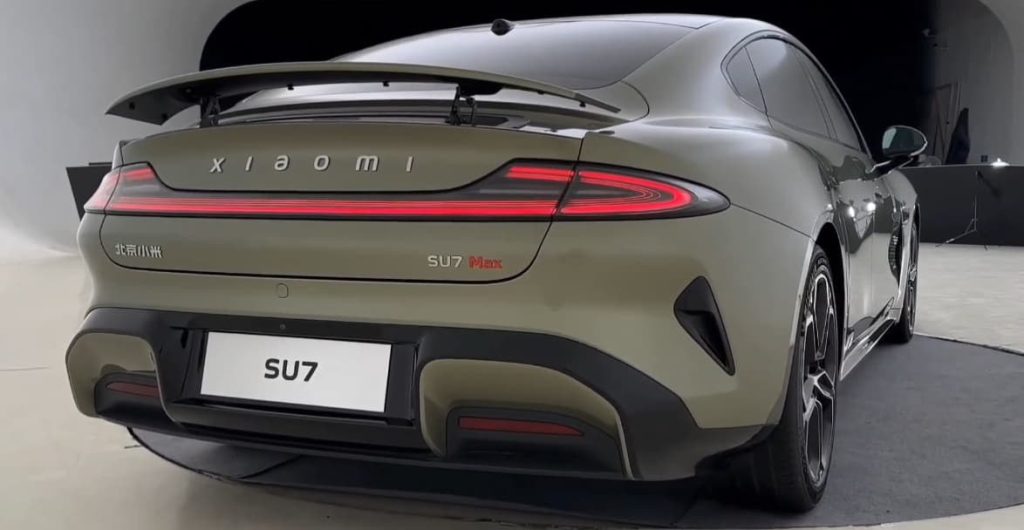 „Xiaomi“ vadovas apie SU7 elektromobilį: dėl šio gaminio statau ant kortos savo reputaciją