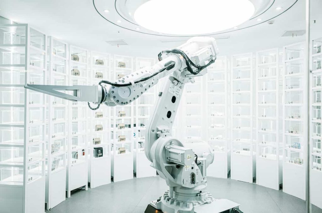 „Cisco“, orientuodamasi į dirbtinį intelektą, atleidžia tūkstančius darbuotojų