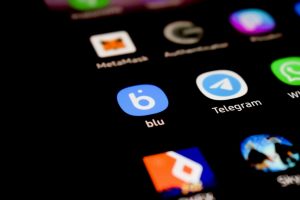 „Telegram“ kapituliavo: prireikus atskleis naudotojų privačius duomenis valdžios institucijoms