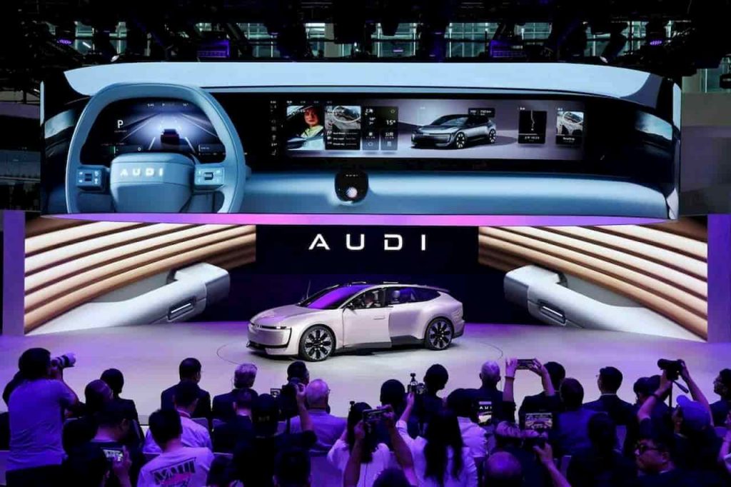 „Audi“ Kinijos parodoje pristato savo elektromobilius: pažvelkime į naujus modelius