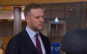 Gabrieliui Landsbergiui – Taivano garbės medalis iš prezidento rankų