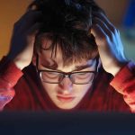 „Google“ slapta apriboja vartotojus nuo naudojimosi DI funkcijomis: kaip patikrinti, ar nesate tarp jų