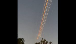 „SpaceX“ erdvėlaivis sprogo virš Atlanto vandenyno: pažiūrėkite, kaip tai atrodo