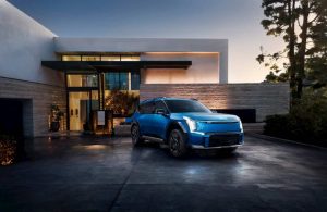 „Kia“ pristato išmanųjį įkrovimą: sumažins elektromobilių savininkų išlaidas