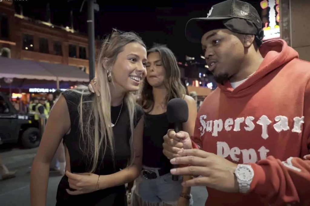 Po kripto skandalo pirmąkart prakalbo „Hawk tuah“ mergina