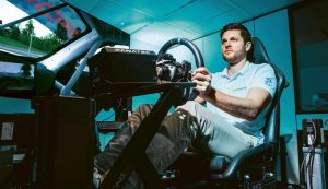 „Porsche“ naudos itin realistiškus vairavimo simuliatorius naujų automobilių plėtrai