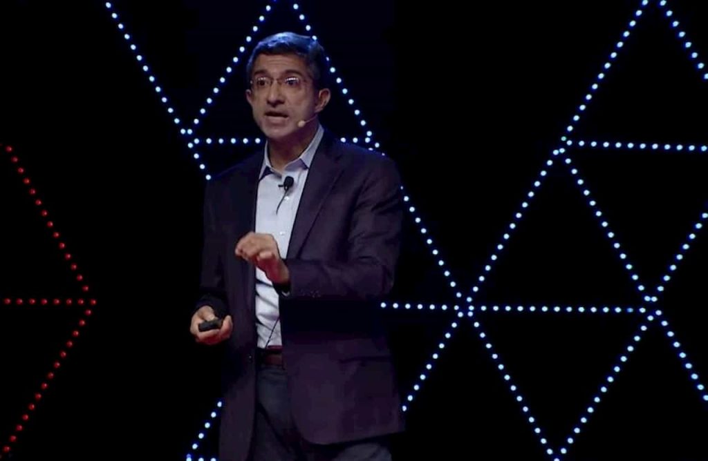 Harvardo profesorius atskleidė, kaip dirbtinis intelektas pakeis švietimą