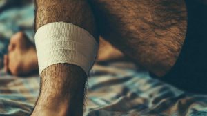 Irano įmonė pristato unikalų tvarstį: spartina žaizdų gijimą ir nepalieka randų