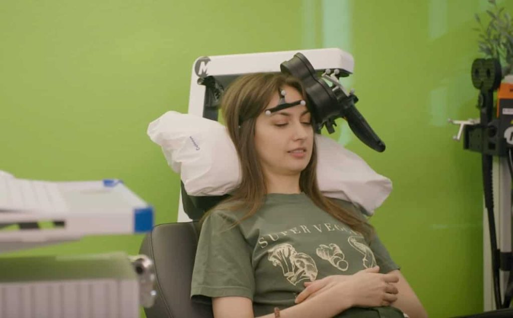 Ši mergina išbandė 30 tūkst. JAV dolerių procedūrą depresijai gydyti – ar padėjo?