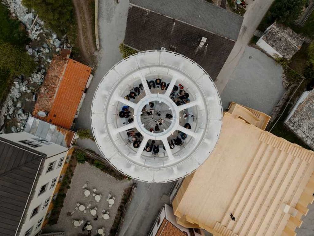 Pamatykite: Šveicarijoje pristatytas aukščiausias 3D atspausdintas pastatas