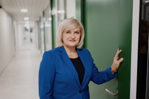 Lietuvos vardą pasaulyje garsinanti VU profesorė – apie apdovanojimus, reikšmingus atradimus ir meilę mokslui