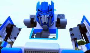 Pažvelkite: „YouTube“ kūrėjas sukonstravo transformerį (video)