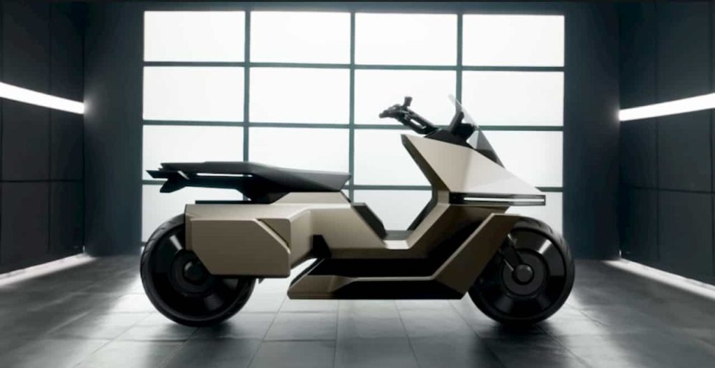 Kinija stebina: futuristinį autonominį motorolerį pristatė vienas iš „Xpeng Motors“ įkūrėjų