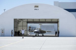 „NASA“ sieks transformuoti viršgarsinius lėktuvus: pradėti „tylaus“ orlaivio „X-59“ bandymai (video)