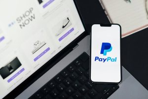 „PayPal“ pristatė kripto mokėjimus verslams su 90 proc. mažesniais mokesčiais