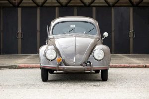 Šis „Volkswagen“ automobilis aukcione parduotas už 100 000 JAV dolerių: kuo jis ypatingas?