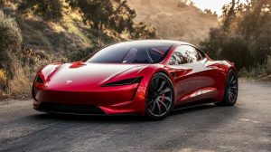 „Tesla“ inžinerijos vadovas patvirtino gandus apie artėjančią „Roadster“ gamybą
