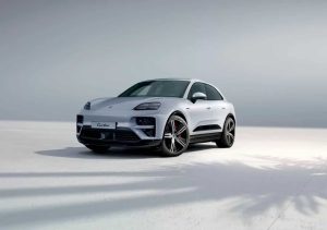 Naujiena iš „Porsche“: „Macan“ modelį pakeis naujas visureigis – ir jis nebus elektrinis