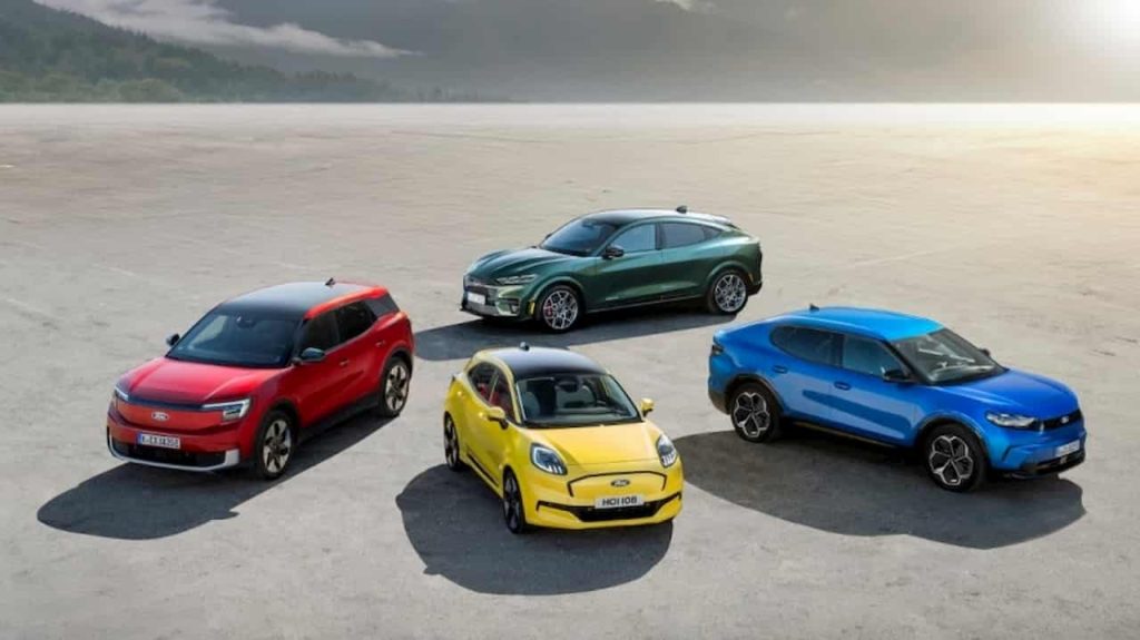 „Ford“ žada elektrinių automobilių revoliuciją: atskleidė, kada pristatys naujienas