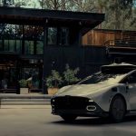 „Amazon“ robotaksi laukia rimčiausias bandymas – automobiliai mokysis važiuoti per sniegą ir ledą