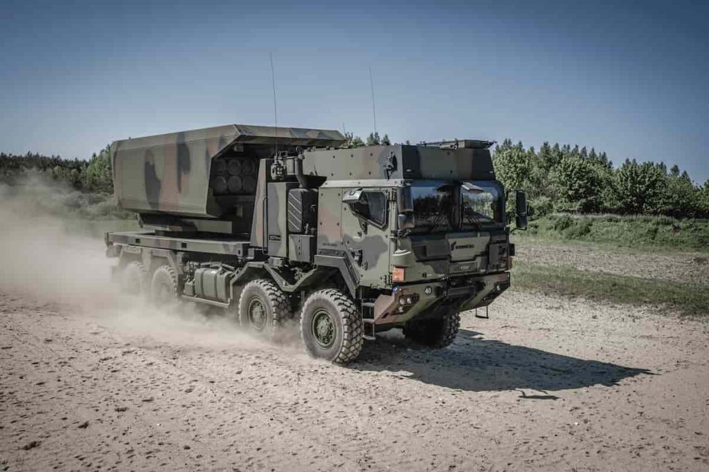 „Rheinmetall“ klesti: per pirmąjį 2025 m. pusmetį pardavimai išaugo 24 %, užsakymų portfelis pasiekė €63 mlrd.