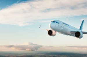„Lufthansa“ skelbia atleisianti 4 000 darbuotojų, „kaltas“ – dirbtinis intelektas
