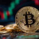 Bitkoinas perima kontrolę? Ekspertas įžvelgia finansų rinkos lūžį