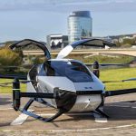 Griausmingas „XPENG“ startas Lietuvoje: pristatė skraidantį automobilį „X2“ (video reportažas) 