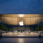 „Apple“ atleidžia darbuotojus: dešimtys pardavimų specialistų turi palikti darbo vietas