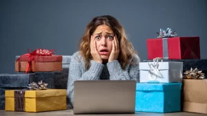 Dėmesio: Prieš Juodojo penktadienio išpardavimus „dygsta“ apgaulingos el. parduotuvės