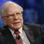 Investavimo legenda Vorenas Bafetas traukiasi iš aktyvaus vadovavimo: šeimos fondams &#8211; šimtai milijonų USD vertės akcijų paketai