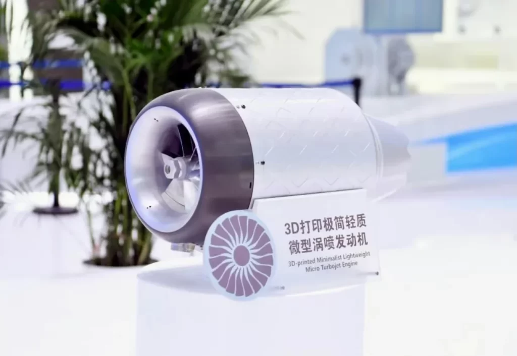 Neįtikėtina: Kinija atspausdino reaktyvinį variklį ir atliko sėkmingą skrydį, pasiekė 900 km/h greitį