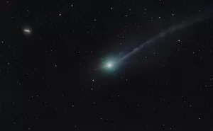 Harvardo mokslininkas: tarpžvaigždinis objektas 3I/ATLAS gali būti ateivių laivas