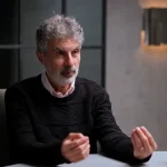 DI „krikštatėvis“ prisipažino meluojantis pokalbių robotams: atskleidė priežastį