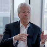 „JPMorgan“ vadovas: Dirbtinis intelektas naikins darbo vietas, tačiau turintys šiuos įgūdžius išliks