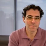 „Instagram“ vadovas: kovai su DI siūlo žymėti tikrą turinį