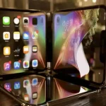 „Apple“ ruošia „iPhone flip“ – mažesnis, patogesnis ir skirtas kasdieniam naudojimui