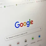 „Google“ dar labiau keis paiešką – informacijos nebeieškosite, jos paklausite