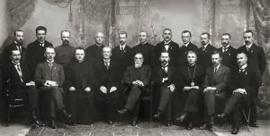 Nuo kunigų iki inžinierių: kokių profesijų žmonės Vasario 16-ąją kūrė Lietuvą