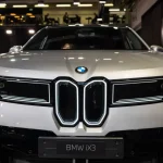 BMW pagrindiniai modeliai taps elektriniai: štai kas planuojama iki 2027 metų