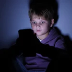 DI kelia naują grėsmę vaikams: pavojingo turinio kiekis pasiekė rekordą