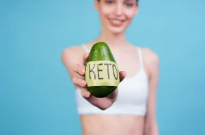Keto dieta ne tik svoriui, bet ir smegenims: kaip ji iš tikrųjų veikia