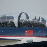 Kinijos karo lėktuvų aktyvumas prie Taivano sparčiai auga – regione stiprėja karinė įtampa