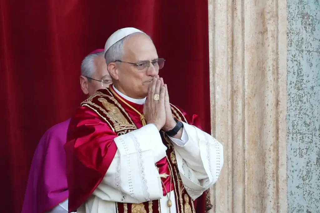 Popiežius perspėja: „Tai ne progresas“ – karo technologijos stumia pasaulį atgal