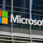 Investicijų į DI įkarštyje „Microsoft“ akcijos patyrė didžiausią kritimą nuo 2008-ųjų – kas vyksta?