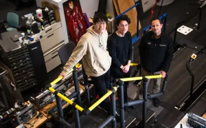 Viltis tūkstančiams: sukurtas „gyvas“ implantas, galintis atkurti paralyžiuotų organų judėjimą