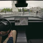 Pažvelkite: „Tesla“ Vilniuje išbandė autonominio vairavimo sistemą